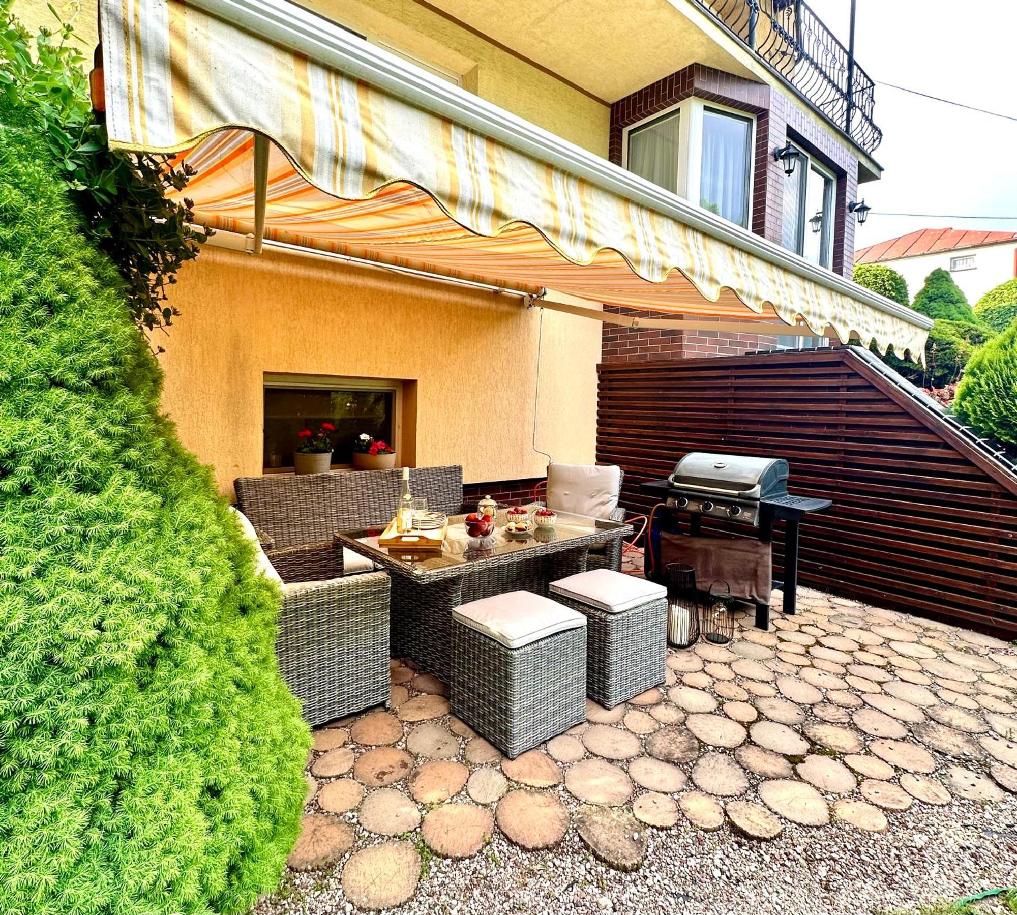 Villa Piekny Przestronny Dom Z Kominkiem I Ogrodem - *